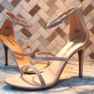 Bebe size 8.5 womens nude heels
